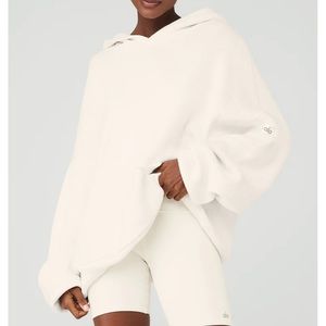 NWOT alo yoga scholar hooded sweatshirt